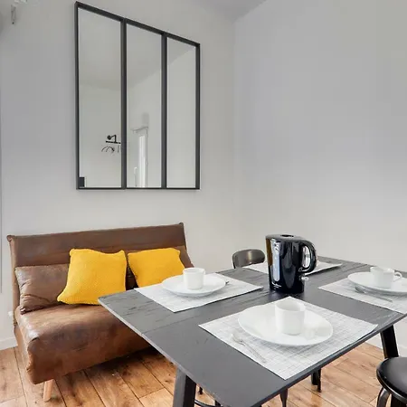 Apartment Happy Alpha I Montevrain